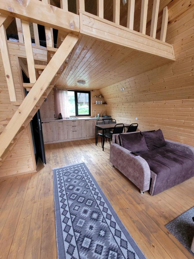 Pine Chalet Kazbegi Exterior foto