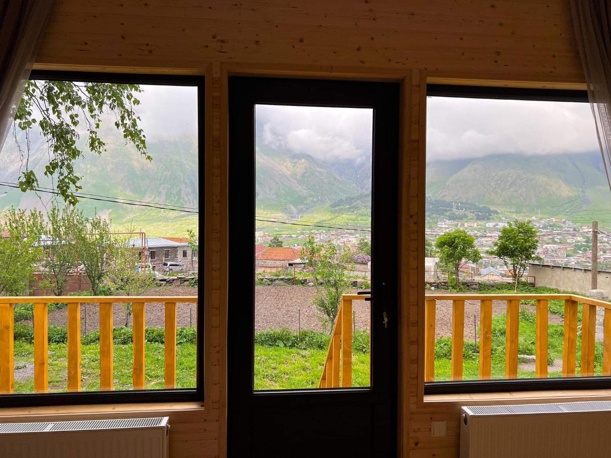 Pine Chalet Kazbegi Cameră foto